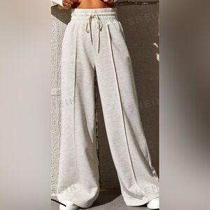 baggy sweatpants
